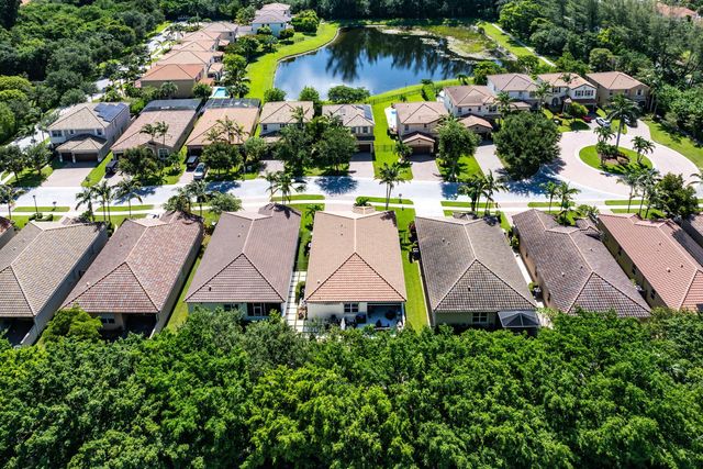 7877 Patriot Street, Lake Worth, FL 33463