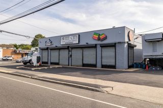 848 Main Street, Farmingdale, NY 11735
