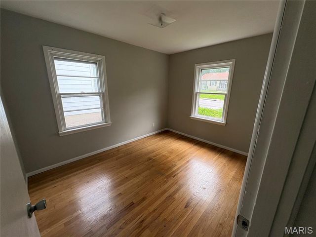 517 Teston Drive, St Louis, MO 63135