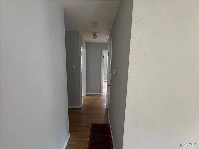 517 Teston Drive, St Louis, MO 63135