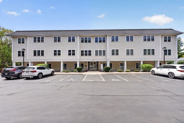 974 Main St 23, Wakefield, MA 01880