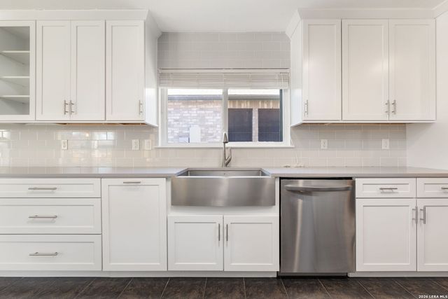 14035 Cougar Rock, San Antonio, TX 78230