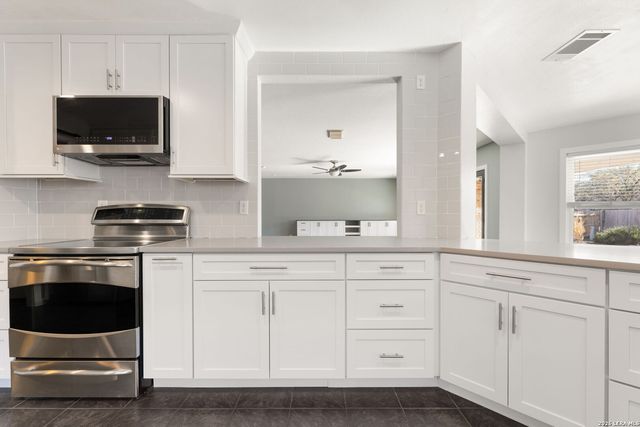 14035 Cougar Rock, San Antonio, TX 78230