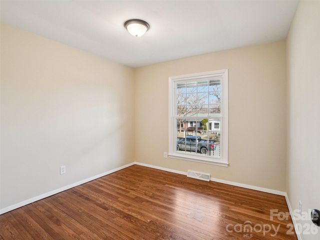 23 Starmount Drive, Asheville, NC 28806