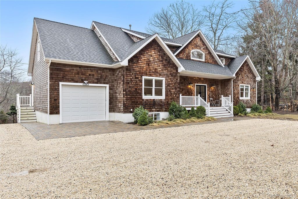 1106 N Sea Road, Southampton, NY 11968