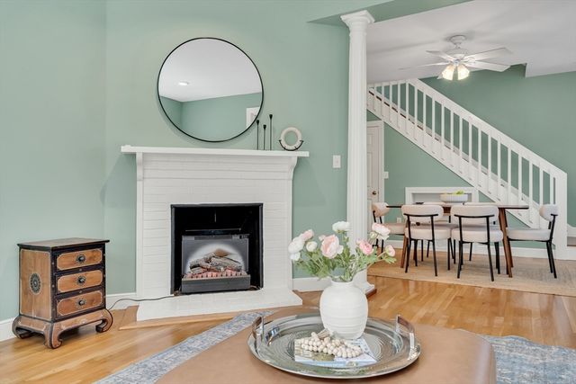 79 Chestnut St 2, Newton, MA 02456