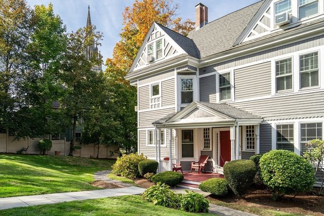 79 Chestnut St 2, Newton, MA 02456