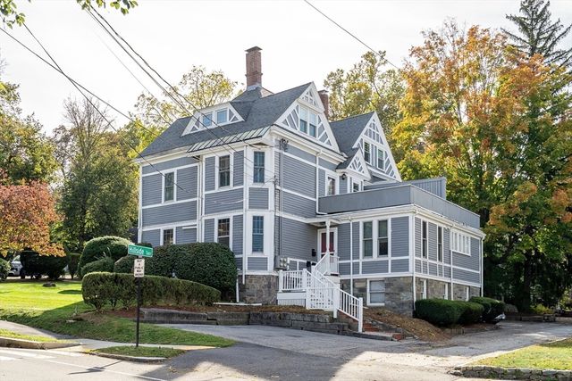 79 Chestnut St 2, Newton, MA 02456