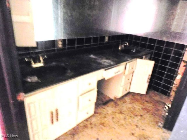 4 Valleyview Street, Berlin Heights, OH 44814