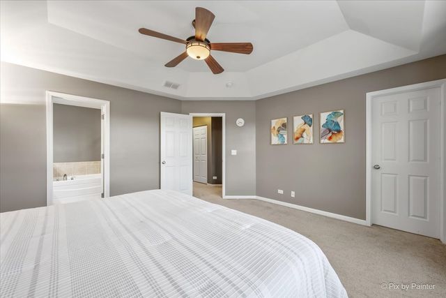 234 Bennett Drive, Carol Stream, IL 60188