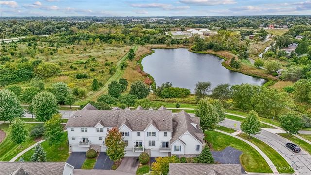 234 Bennett Drive, Carol Stream, IL 60188