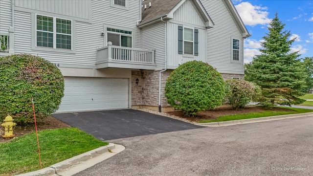 234 Bennett Drive, Carol Stream, IL 60188