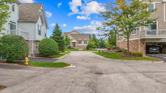 234 Bennett Drive, Carol Stream, IL 60188