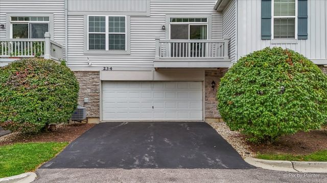 234 Bennett Drive, Carol Stream, IL 60188