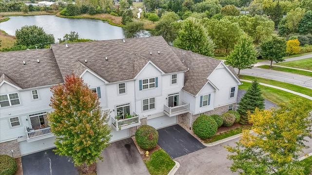 234 Bennett Drive, Carol Stream, IL 60188