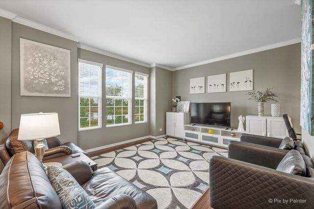 234 Bennett Drive, Carol Stream, IL 60188