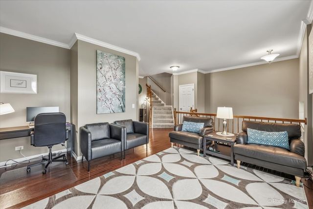 234 Bennett Drive, Carol Stream, IL 60188