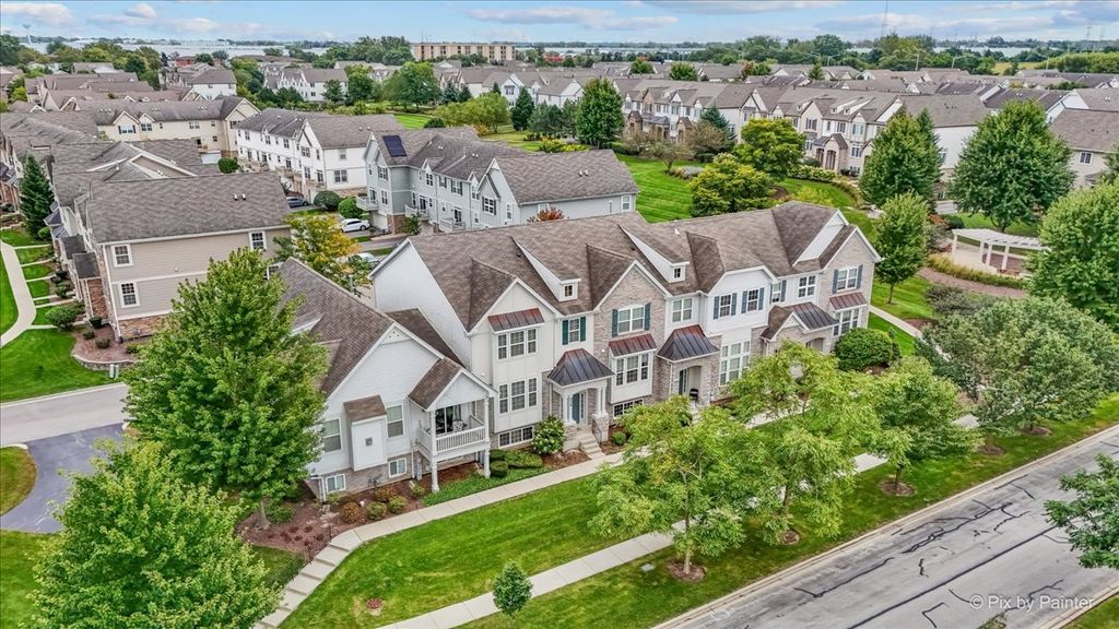 234 Bennett Drive, Carol Stream, IL 60188 — photo 2