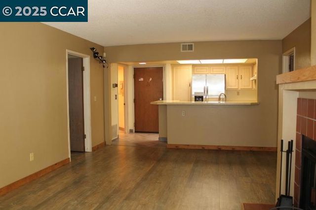 1000 Evergreen Ter, San Pablo, CA 94806