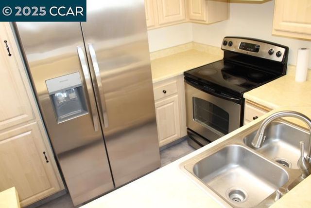 1000 Evergreen Ter, San Pablo, CA 94806