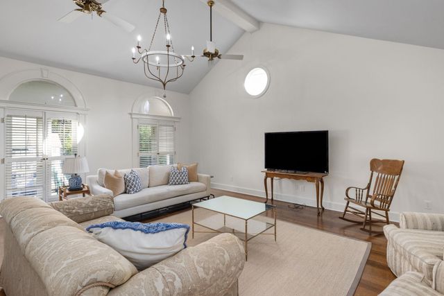 1201 W CLOVER LN, Corinth, MS 38834