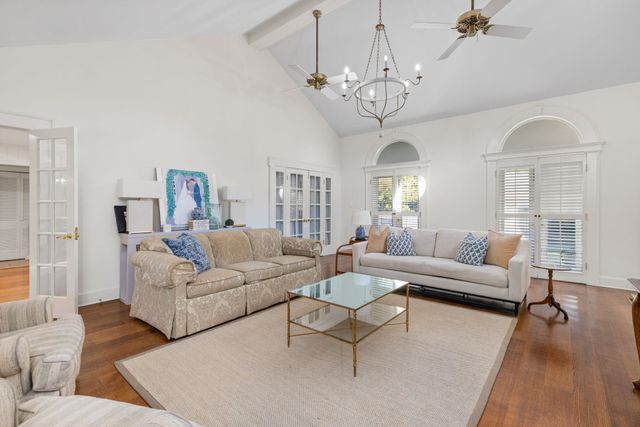 1201 W CLOVER LN, Corinth, MS 38834