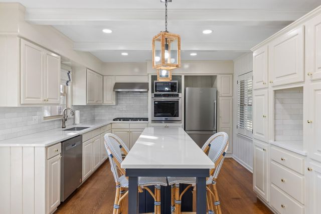 1201 W CLOVER LN, Corinth, MS 38834