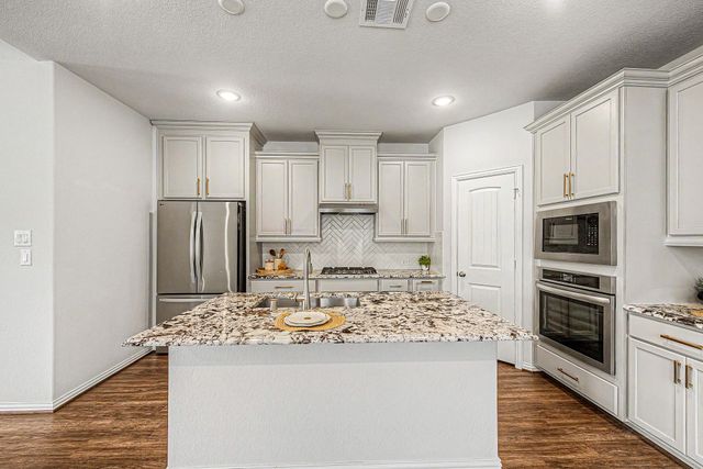 209 Cambria Green Lane, Katy, TX 77493