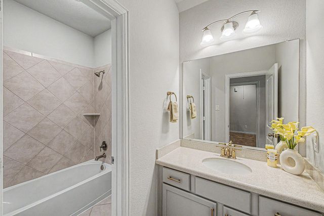 209 Cambria Green Lane, Katy, TX 77493
