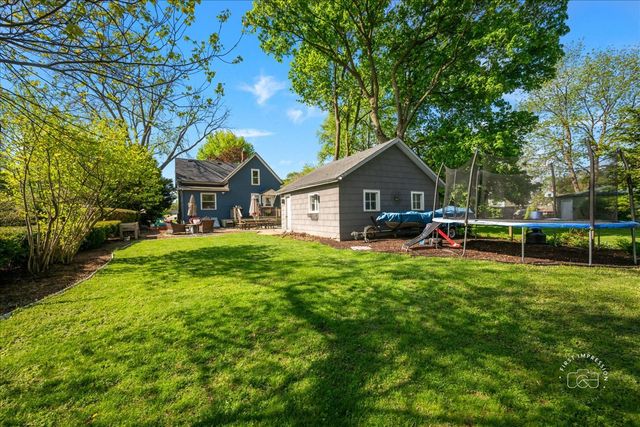 615 Elm Street, Batavia, IL 60510