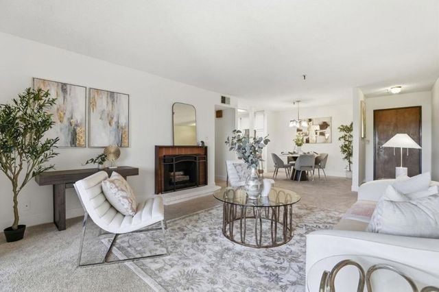 49 Showers Drive W308, Mountain View, CA 94040