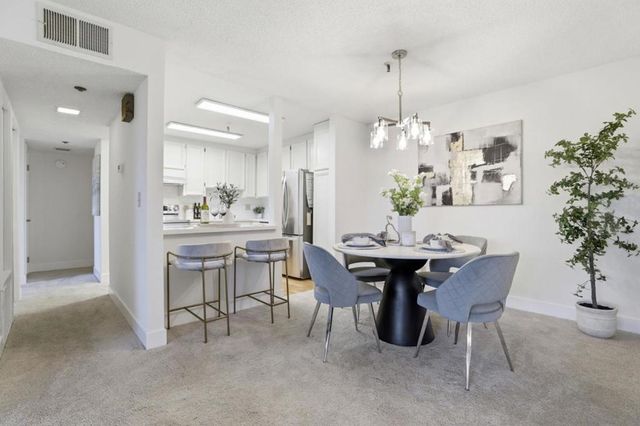 49 Showers Drive W308, Mountain View, CA 94040