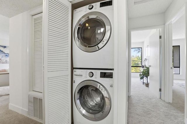49 Showers Drive W308, Mountain View, CA 94040