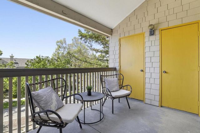 49 Showers Drive W308, Mountain View, CA 94040