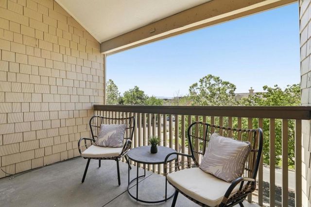 49 Showers Drive W308, Mountain View, CA 94040