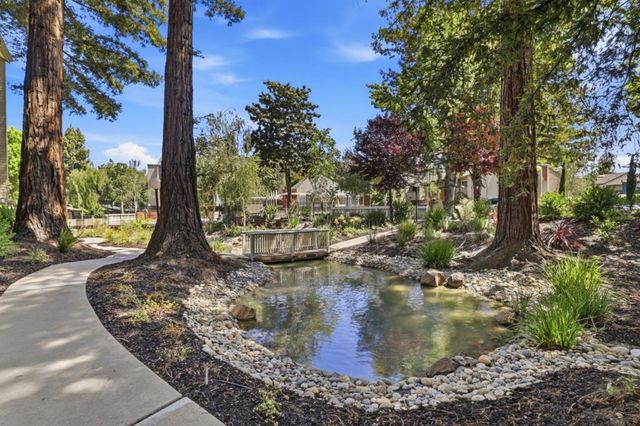 49 Showers Drive W308, Mountain View, CA 94040