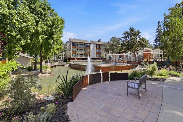 49 Showers Drive W308, Mountain View, CA 94040