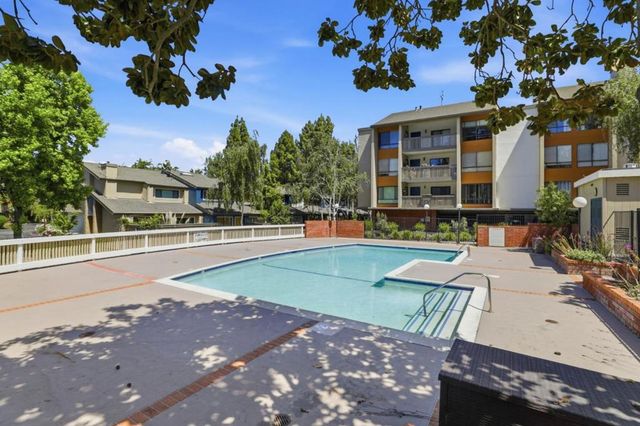 49 Showers Drive W308, Mountain View, CA 94040