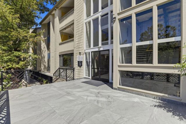 49 Showers Drive W308, Mountain View, CA 94040