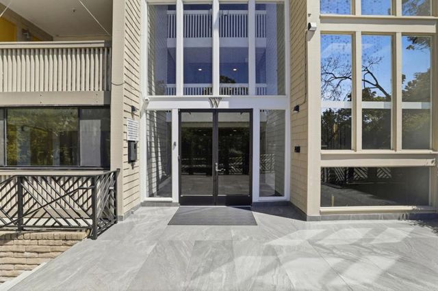 49 Showers Drive W308, Mountain View, CA 94040
