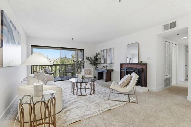49 Showers Drive W308, Mountain View, CA 94040
