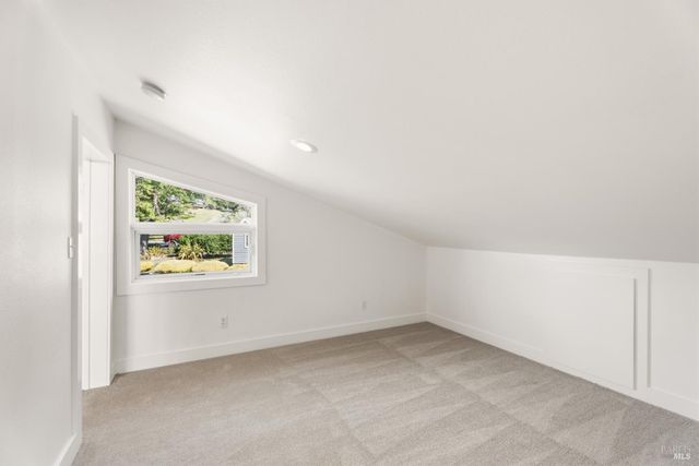 46701 Iversen Dr, Gualala, CA 95445