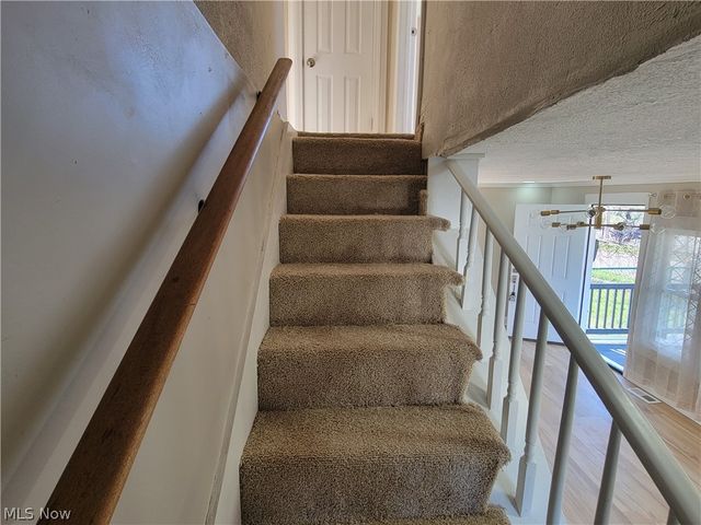 12621 Hirst Avenue, Cleveland, OH 44135