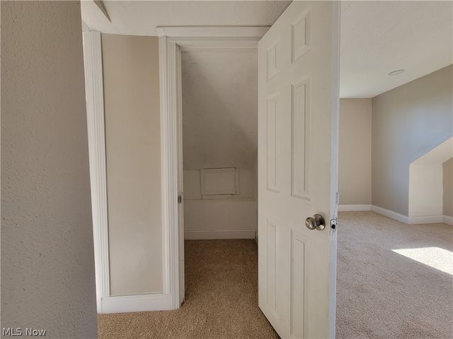 12621 Hirst Avenue, Cleveland, OH 44135