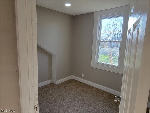 12621 Hirst Avenue, Cleveland, OH 44135