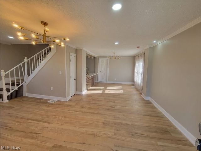 12621 Hirst Avenue, Cleveland, OH 44135