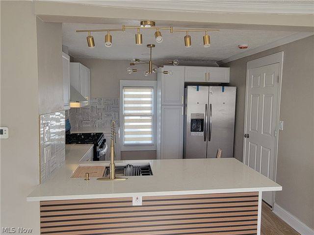 12621 Hirst Avenue, Cleveland, OH 44135