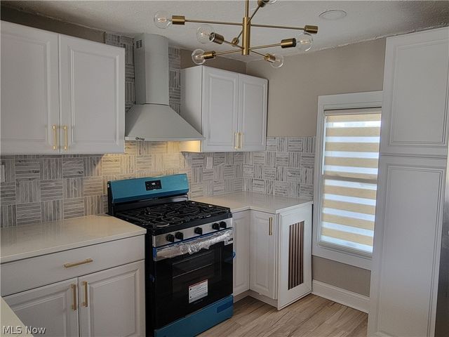 12621 Hirst Avenue, Cleveland, OH 44135