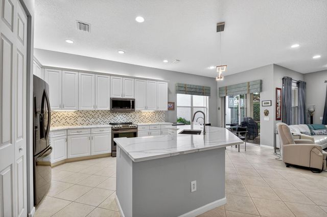 9852 Tallyrand Drive, Lake Worth, FL 33467