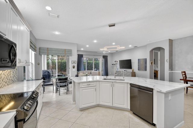 9852 Tallyrand Drive, Lake Worth, FL 33467